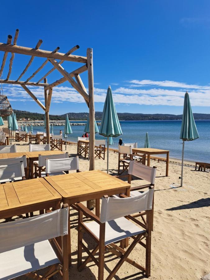 Location Vacance Vue Mer 4 A 6 Personnes Cavalaire-sur-Mer Buitenkant foto